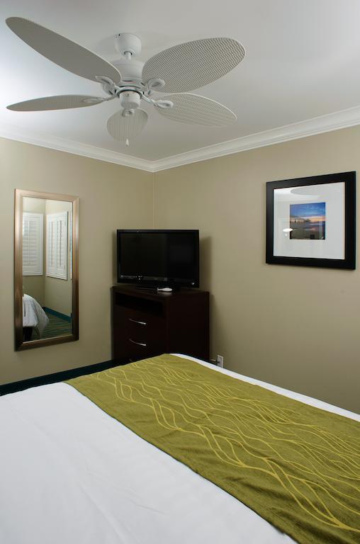 Hi View Inn & Suites Manhattan Beach Room photo